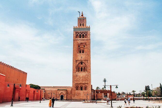 1 Day Guided Tour in Marrakech from Agadir - Bahia Palace rewards a slower look