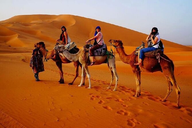 2 Day Luxury Desert Tour from Fes to Fes or Marrakech - The desert sunset that makes the long drive worthwhile