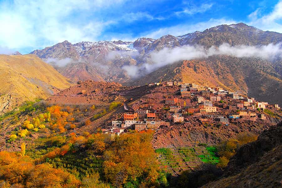 2 Days Desert Agafay and Atlas Mountains Trek From Marrakech - The road to Agafay Desert
