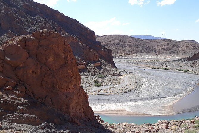 2-Days Desert Tours from Fes with Overnight in Luxury Camp - The return through Midelt to Fes