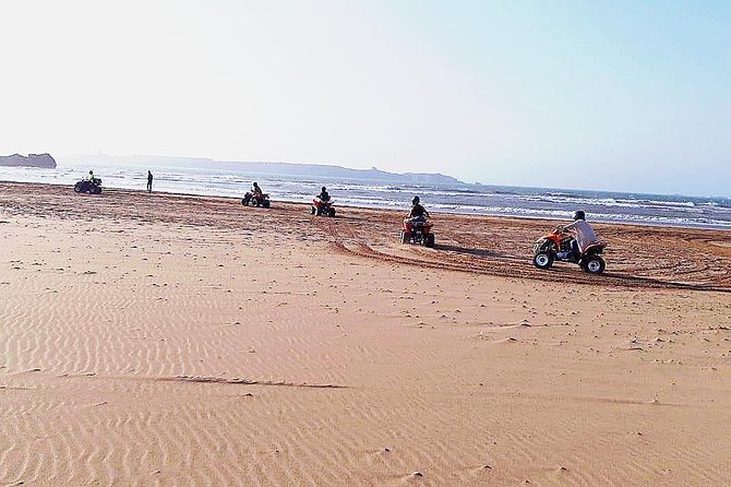 2h quad bike on the beach and in the dunes - Climbing the dunes outside Essaouira