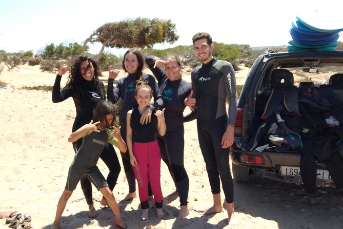 2h surfing in uncrowded spots - Getting into the water with Momo, Simo, Adil, Afil, or Salah