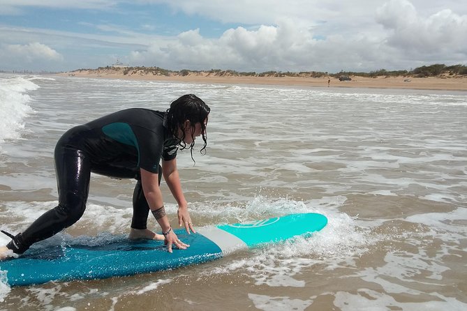 2h surfing in uncrowded spots - The value of $32.22 per person