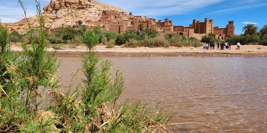 3-Day Desert Adventure: Ouarzazate to Merzouga - Guides, groups, and what service feels like