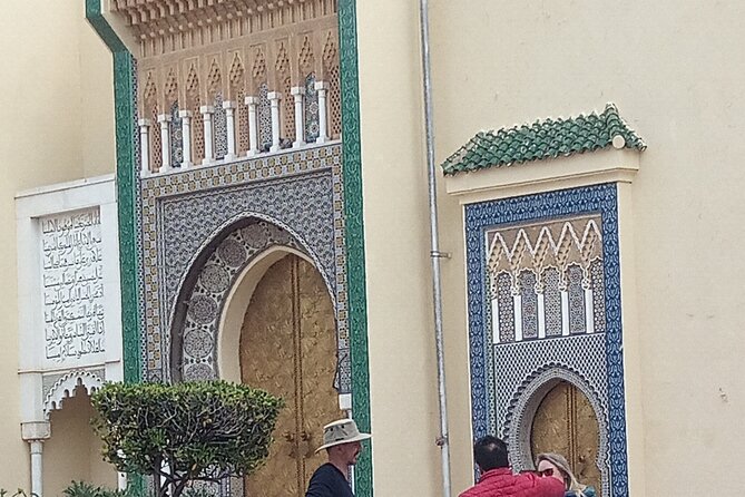 5 Days Private Tour from Casablanca to Fes and Sahara Desert - Roses, Ouarzazate, and Ait Benhaddou