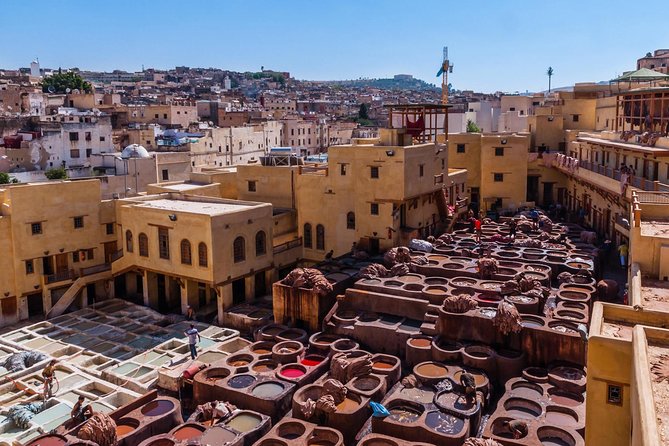 5 Days Tour From Fes - A traditional Berber tent and included meals