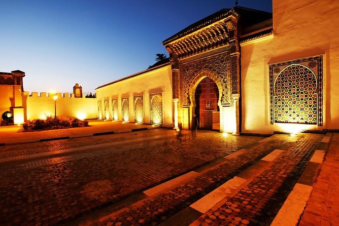 A Wonderful Private Day Trip to Volubilis, Moulay Driss Zarhoun, Meknès from Fez - Lunch and the imperial streets of Meknès