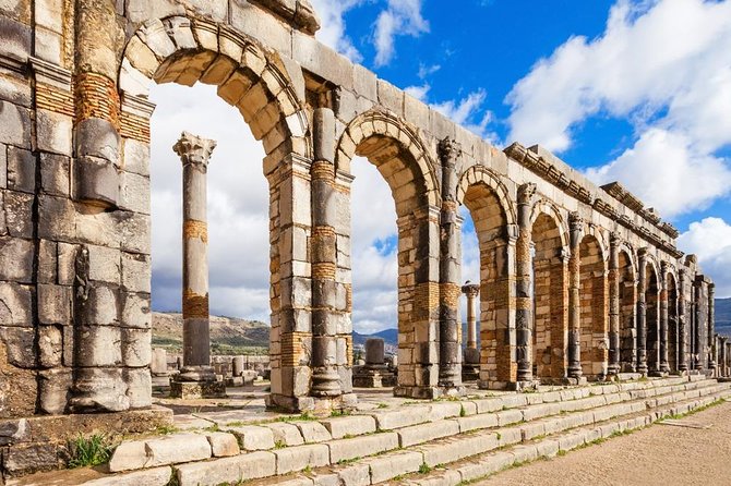 A Wonderful Private Day Trip to Volubilis, Moulay Driss Zarhoun, Meknès from Fez - The private car is the practical advantage