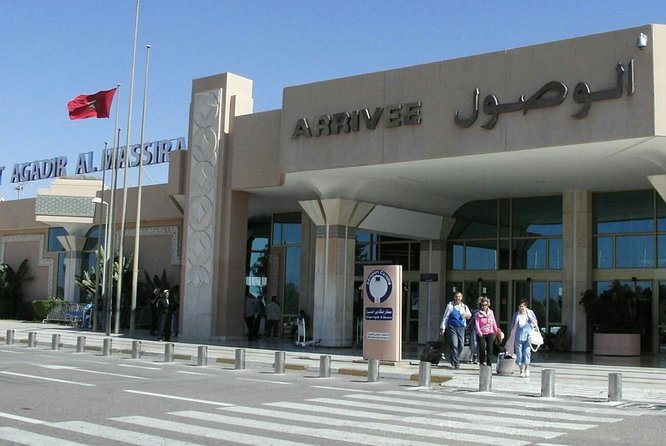 Agadir Airport Transfer Service 24/7 - Value for couples, families, and groups of eight