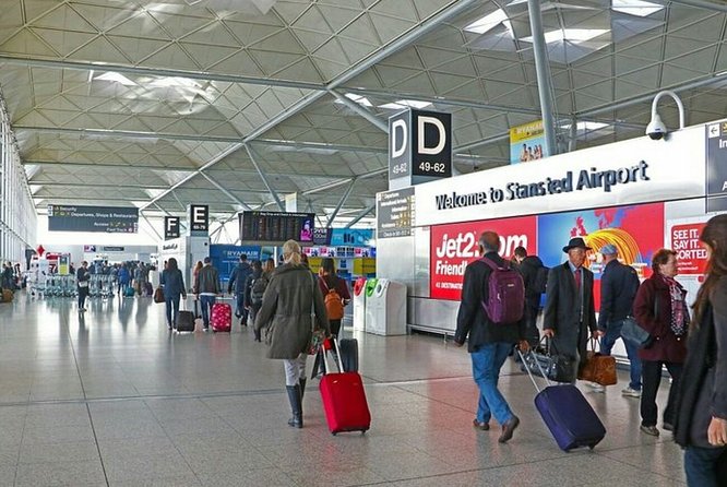 Agadir Airport Transfer Service 24/7 - What the driver service is like