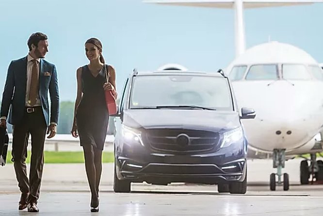 Agadir Airport Transfer Service 24/7 - Who should book this Agadir transfer?