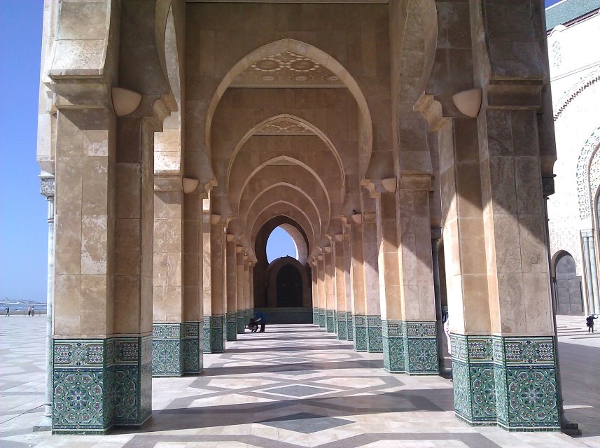 Agadir : City Sightseeing Tour - Seeing Moroccan design at the mosque