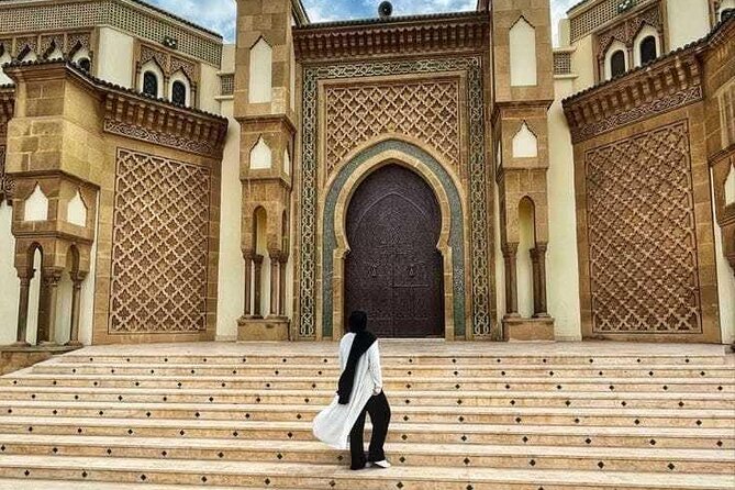 Agadir City Tour Discover Agadir with Transportation - Language and guide expectations