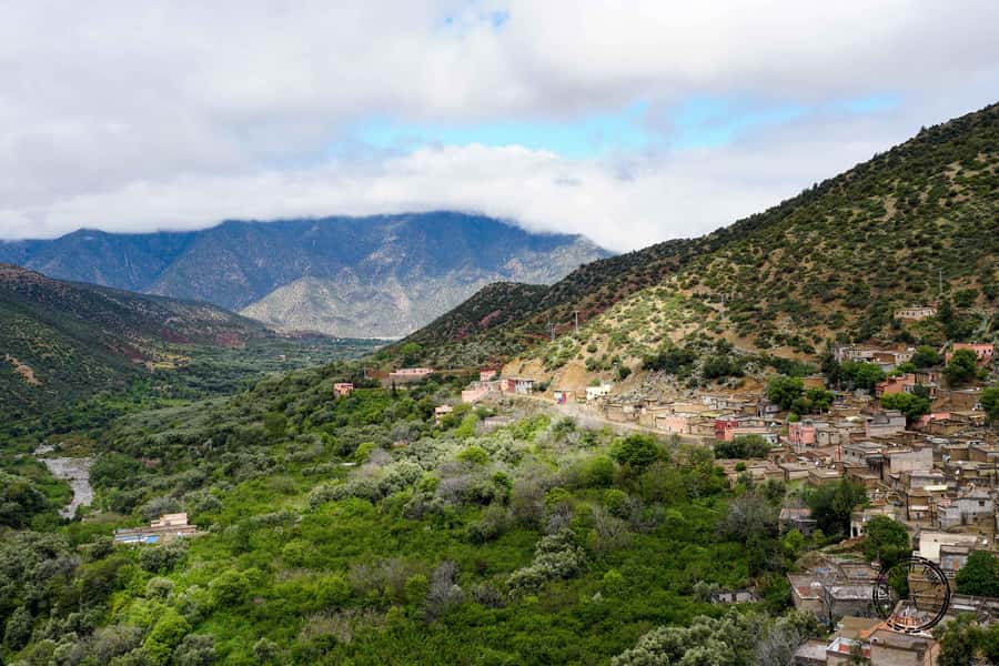 Agadir or Taghazout: Paradise Valley Atlas Mountain Trip - The final walk into Paradise Valley