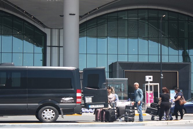 Agadir or Taghazout Taxi Airport Service 24/7d - Key points at a glance