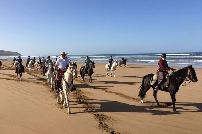 Agadir/Taghazout Horse Ride on the beach - Guides who adjust the ride to you