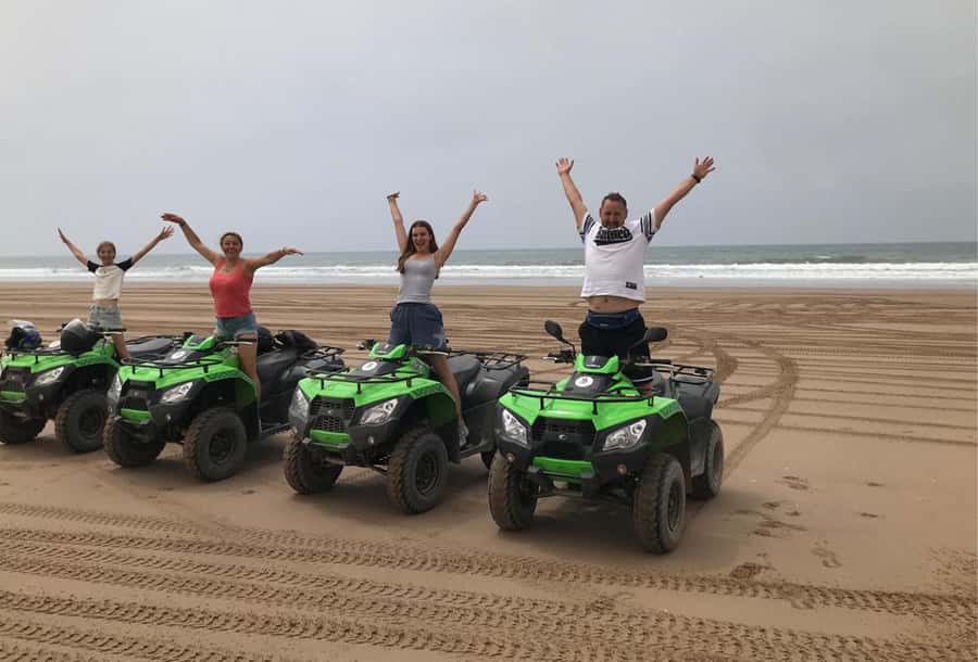 Agadir to Tifnit Desert: Quad Biking Tour with Sandboarding - How the small group affects your day