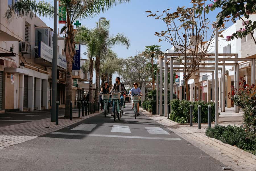 Agadir: Unleash Your Adventure with Electric Bicycles! - What the Food and Drinks Add to the Price