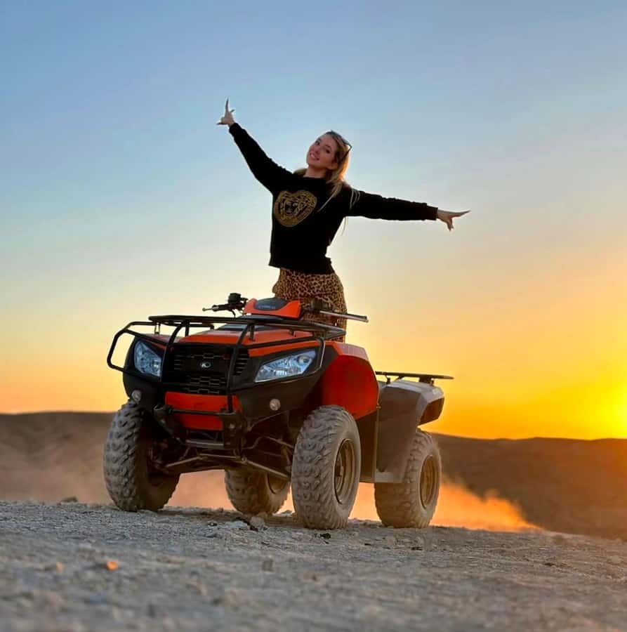 Agafay tour Quade Bike, Sunset and Romantic Dinner Show - From Hotel Islane to the Agafay Desert