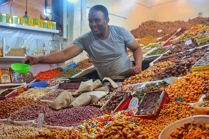 Authentic Moroccan Food Tour in Marrakech with Dinner - Rooftop dinner near the square
