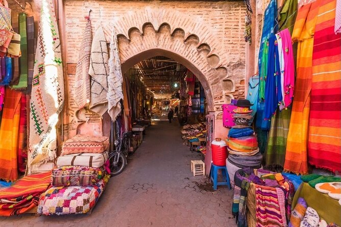 Casablanca 1-Day Layover Private Tour and Authentic Moroccan Bath - The Moroccan hammam: the tour’s longest experience