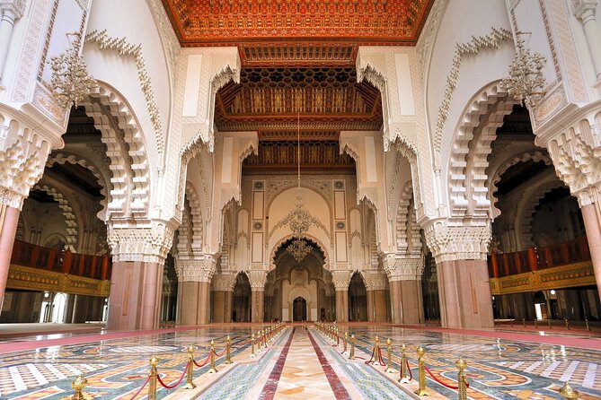 Casablanca Airport Layover Tour with Return to Airport or Hotel Dropoff - Meeting your driver at Mohammed V Airport