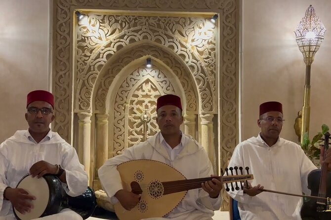 Casablanca City Night Tour and Traditional Moroccan Dinner - Mohammed V Square: colonial architecture under city lights
