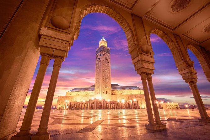 Casablanca City Night Tour and Traditional Moroccan Dinner - Guides, vehicles, and the small-group setup