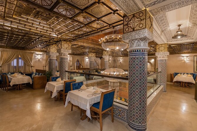 Casablanca City Night Tour and Traditional Moroccan Dinner - Dinner and entertainment at Dar El Kaid