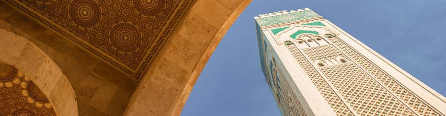 Casablanca Cultural Tour: Medina, Views & Local Delights - The Al Aank view of Hassan II Mosque