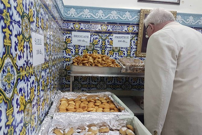 Casablanca Food Tour - Starting with juice on Boulevard Mohamed V