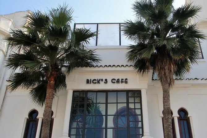 Casablanca Half-day guided tour - Mohammed V Square puts the city’s architecture in context