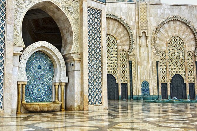 Casablanca: Hassan II Mosque & City Highlights Tour - Notre Dame de Lourdes and Casablanca’s religious mix