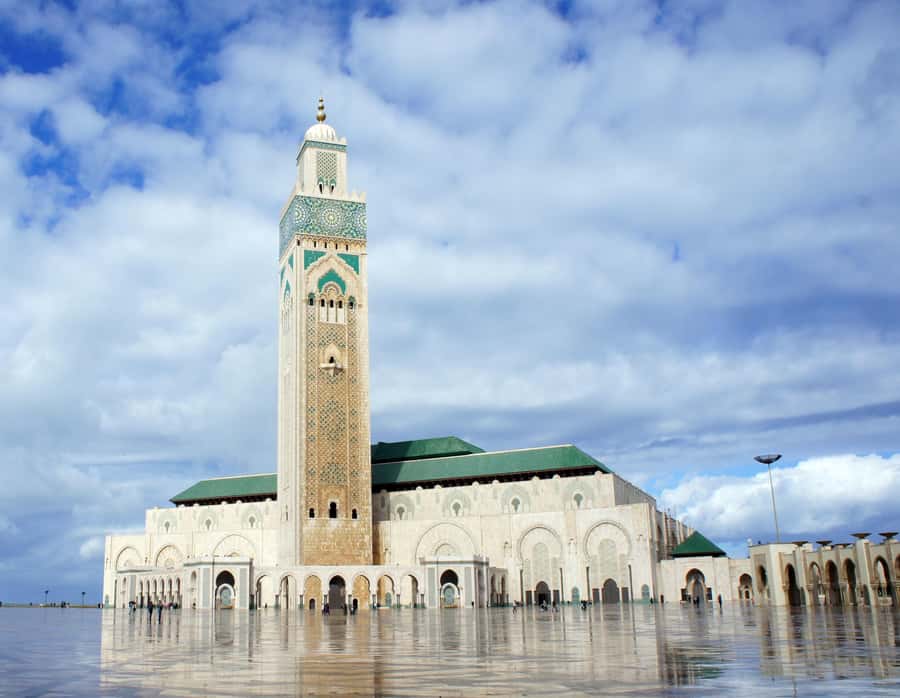 Casablanca: Hassan II Mosque Guided Tour with Entry Ticket - The 15-minute ride from Casablanca