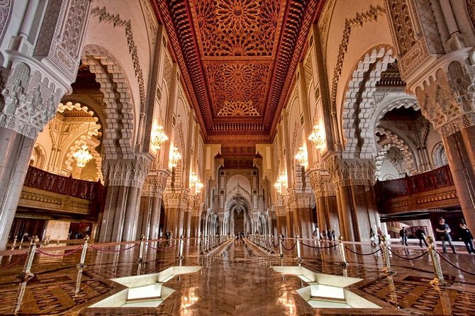 Casablanca Layover Tour with Round-Trip Airport Transfer - Hassan II Mosque: the sight worth protecting time for