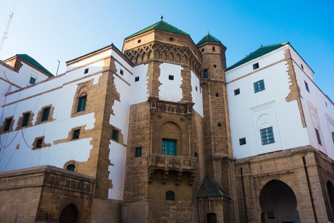 Casablanca Layover Tour with Round-Trip Airport Transfer - Rick’s Café and the Casablanca movie connection
