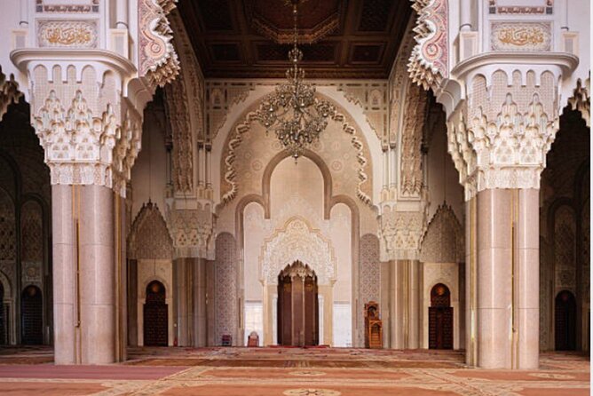 Casablanca Private City Tour - La Corniche and Moroccan tea by the sea