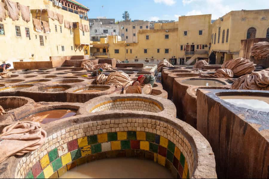 Casablanca to Fez: Scenic & Historical Day Trip with Lunch - Panoramic views and the Royal Palace gateway
