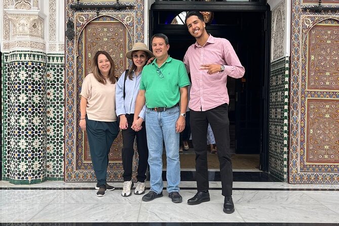 Casablanca Tower From Hassan Mosque2 to Royal Palace - Rick’s Café offers a brief movie connection