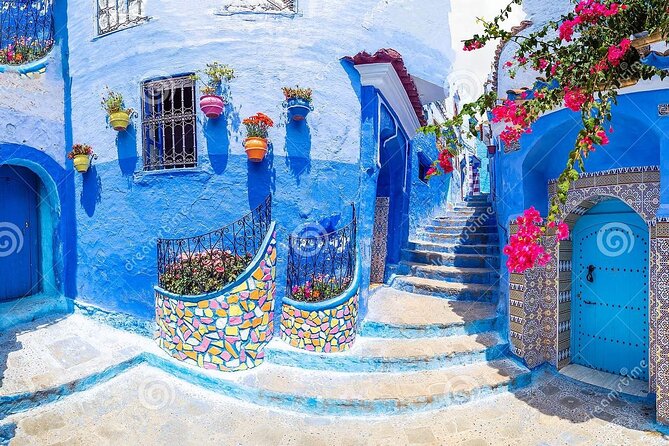Chefchaouen the Blue City Full-Day Trip from Casablanca - Arriving in Chefchaouen and meeting the local guide