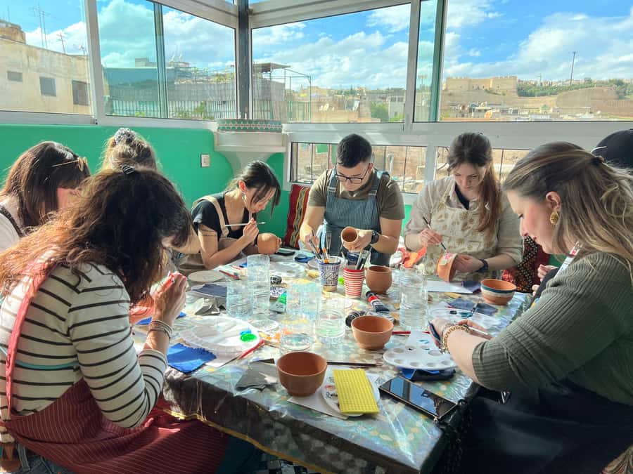 Creative Painting on Fes Pottery - What happens during the 90-minute session