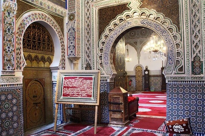 Day Trip from Fes to Meknes, Volubilis, Moulay Idriss - Lunch and a slower hour in Meknes