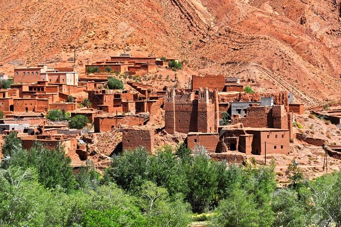 Desert Odyssey: A 2-Day Journey from Marrakech to Zagora - Day two: sunrise at Tinfou Dunes