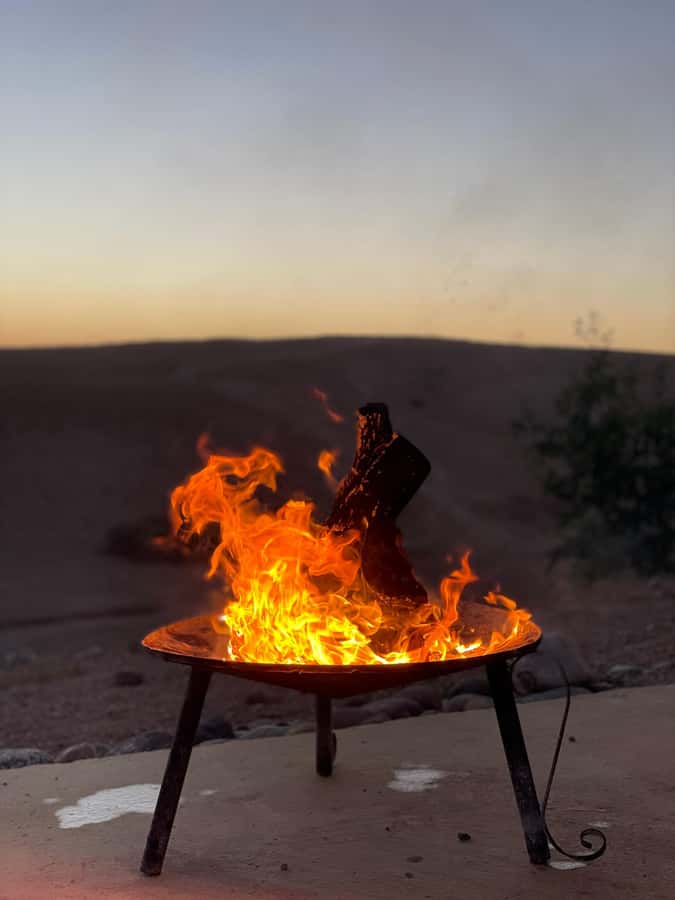 Dinner Show at Agafay desert & Traditional Outfit Photoshoot - From Marrakech to the rocky Agafay desert