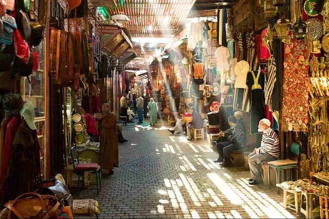 Discover Fes: Culture, handicraft & Hidden Treasures - Starting at Bab Oued Zhoun and Bab Boujloud