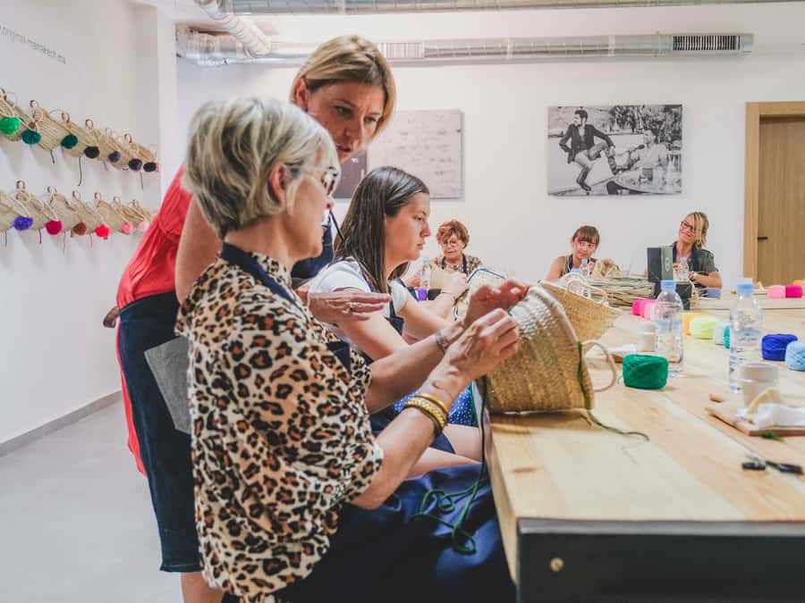 Embroider Your Name in Arabic Calligraphy – Marrakech Medina - Group size, languages, and accessibility