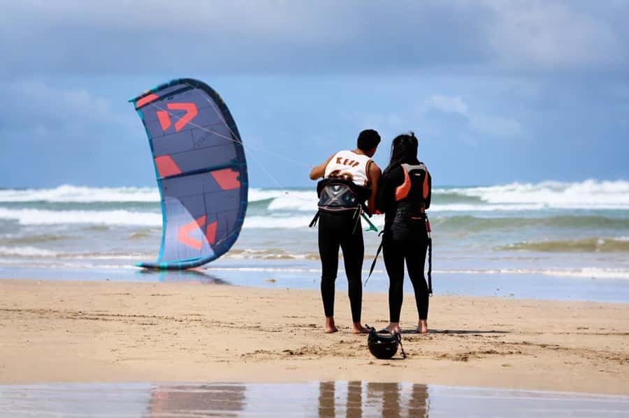 Essaouira: 2-hour kitesurfing lesson (all levels) - The first two hours: kite control before board work