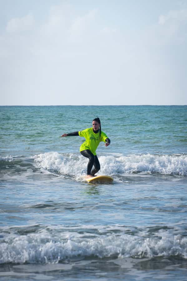 Essaouira: Surf Lesson with changing rooms & Hot showers - The first 20 minutes: equipment and beach safety