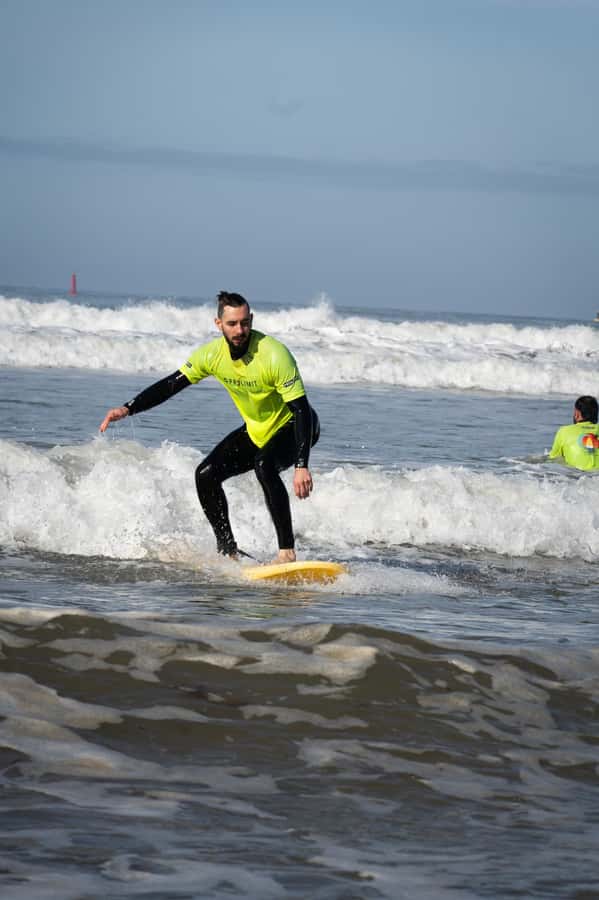 Essaouira: Surf Lesson with changing rooms & Hot showers - Moving into the water and catching your first wave