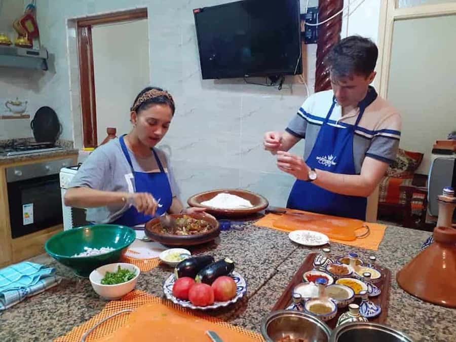 Essaouira: Traditional Family Style Moroccan Cooking Class - From Pharmacie Bouhaira to the local market